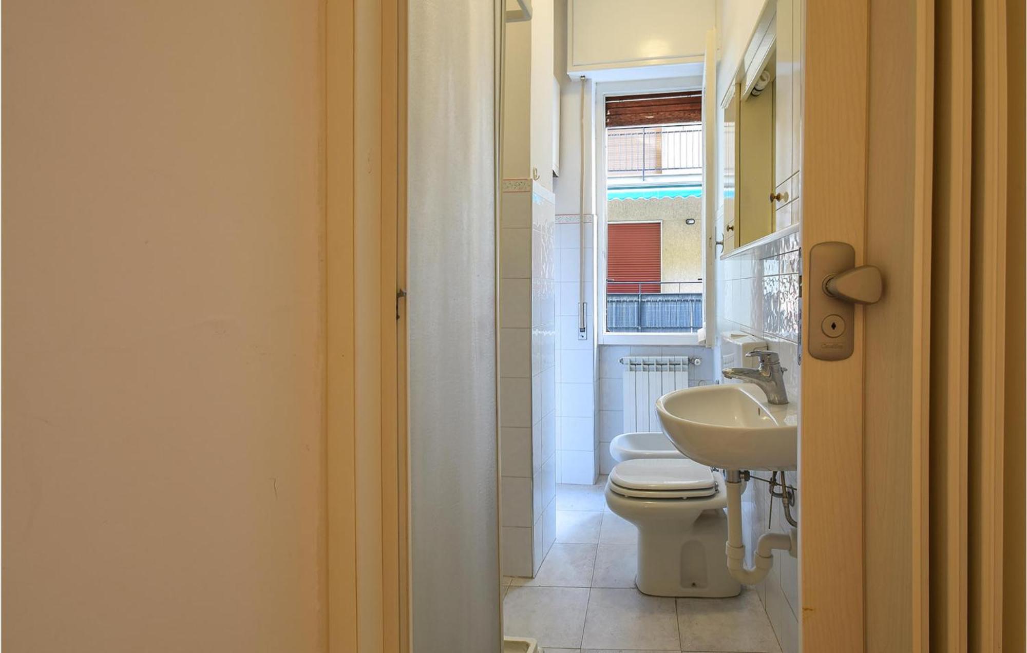 Nice Apartment In Loano With Kitchenette ภายนอก รูปภาพ
