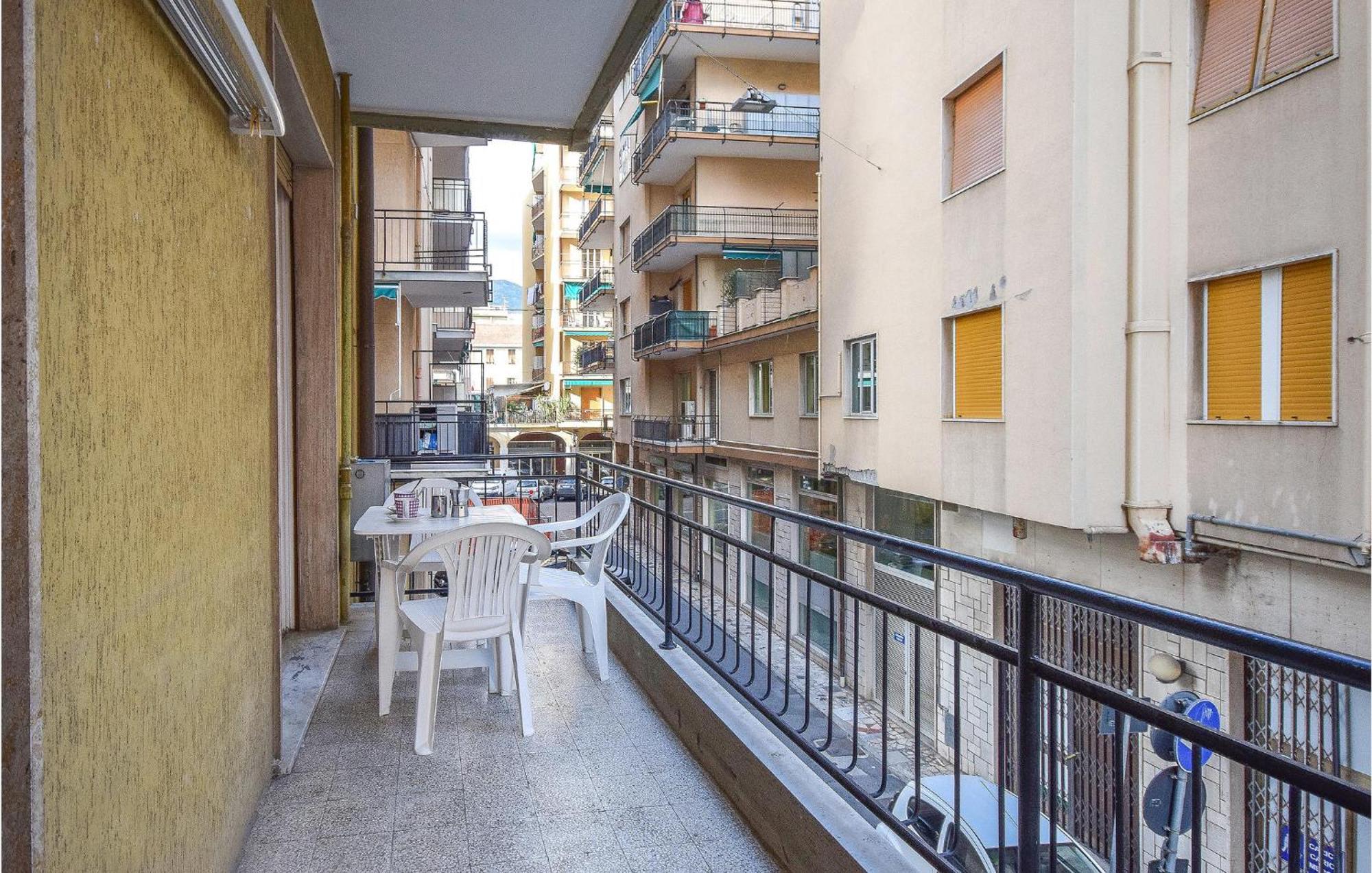 Nice Apartment In Loano With Kitchenette ภายนอก รูปภาพ